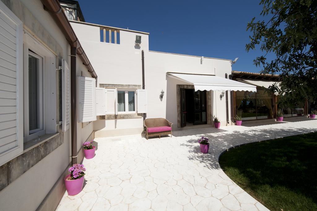 Charme Hotel Villa Principe Fitalia فانوسا المظهر الخارجي الصورة
