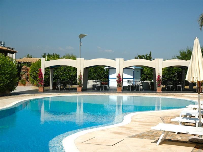 Charme Hotel Villa Principe Fitalia فانوسا المظهر الخارجي الصورة
